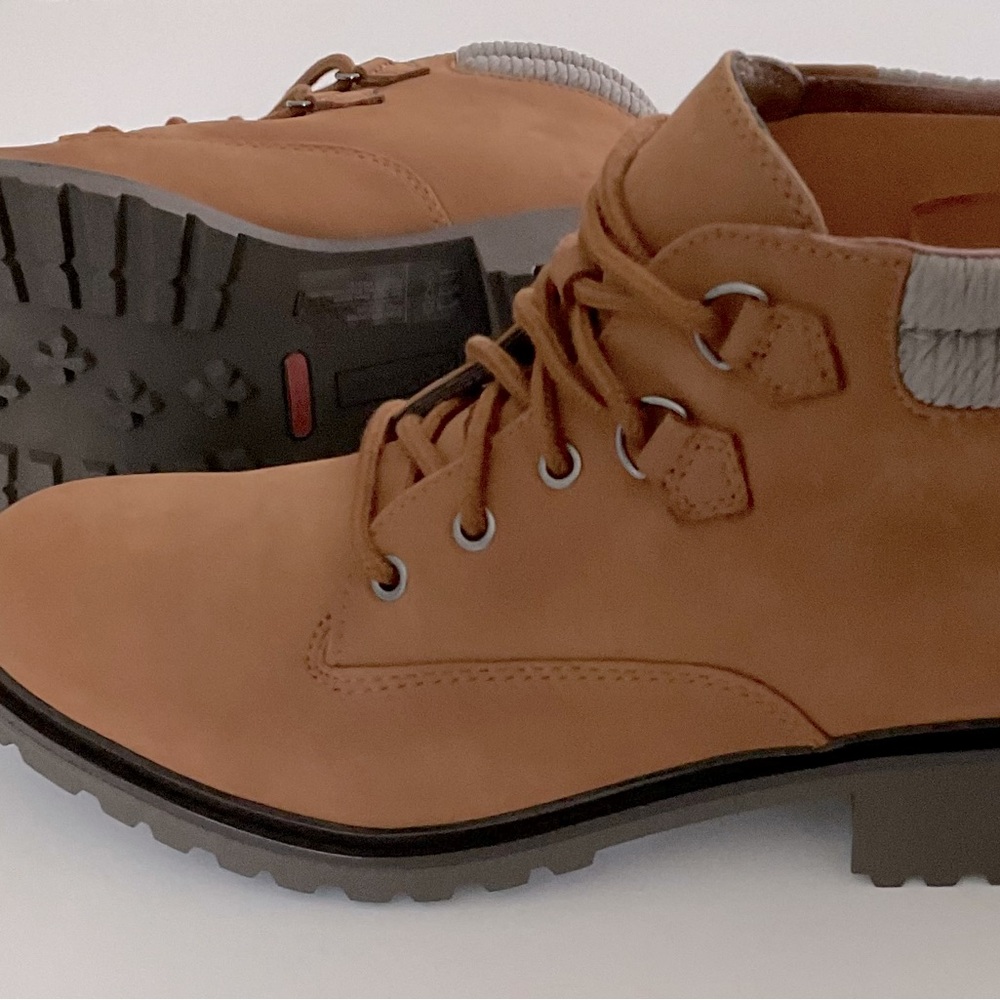 Rockport Ryleigh Hiker Waterproof Boot Women's Size 8.5 New in Box